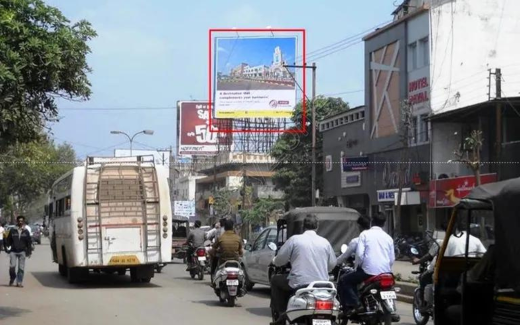 The Richmond Park by Vardhhman Kachna, Raipur